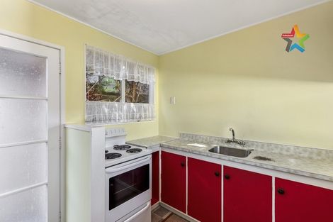 Photo of property in 1/15a Glen Road, Stokes Valley, Lower Hutt, 5019