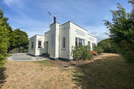 Photo of property in 229 High Street North, Carterton, 5713