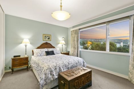 Photo of property in Landscape Apartments, 123-125 Austin Street, Mount Victoria, Wellington, 6011