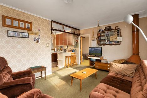 Photo of property in 16 Maranui Street, Mount Maunganui, 3116