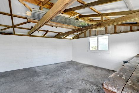 Photo of property in 80 Gisborne Terrace, Opunake, 4616