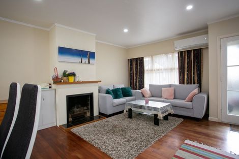 Photo of property in 3b Vogel Street, Cambridge, 3434