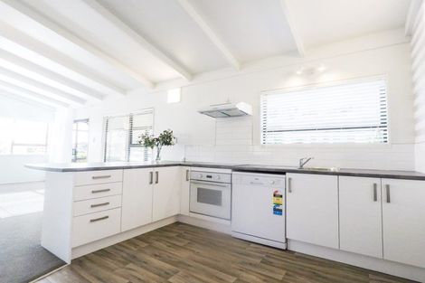 Photo of property in 10 Stuart Place, Blagdon, New Plymouth, 4310