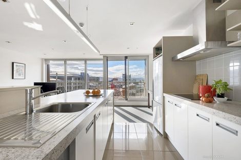 Photo of property in Republic2, 5a/11 Tennyson Street, Te Aro, Wellington, 6011