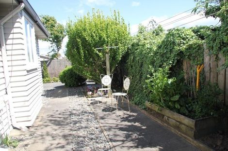 Photo of property in 2 Ferndown Close, Brookfield, Tauranga, 3110