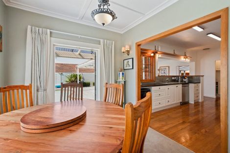 Photo of property in 40 Youngs Road, Papakura, 2110