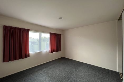 Photo of property in 12/56 Larnoch Road, Henderson, Auckland, 0610