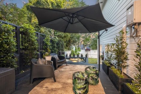 Photo of property in 39a Rutherford Terrace, Meadowbank, Auckland, 1072