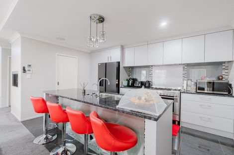 Photo of property in 13 Chesham Street, Rototuna North, Hamilton, 3210