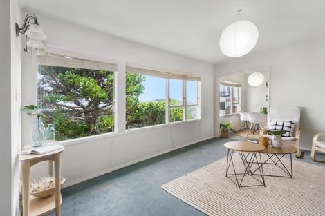 Photo of property in 1 Caroni Way, Grenada Village, Wellington, 6037