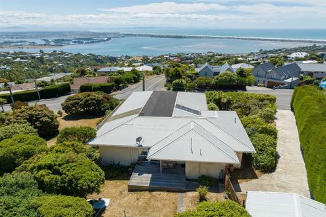 Photo of property in 212 Mount Pleasant Road, Mount Pleasant, Christchurch, 8081