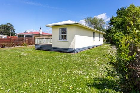 Photo of property in 5 Ormond Street, Woodville, 4920