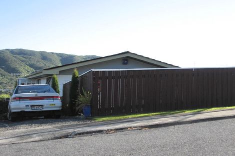 Photo of property in 35 Kingsley Street, Stokes Valley, Lower Hutt, 5019