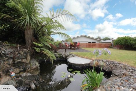 Photo of property in 86 Awanui Street, Merrilands, New Plymouth, 4312
