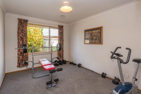 Photo of property in 12 Lexington Place, Shirley, Christchurch, 8061