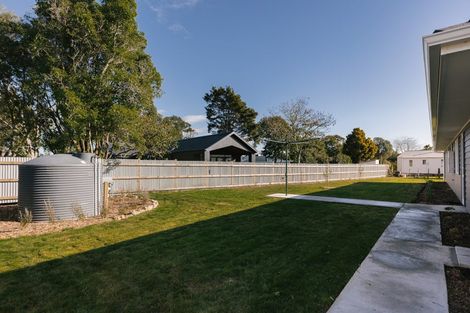 Photo of property in 9 Railway Terrace, Ohau, 5570