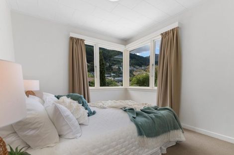 Photo of property in 177 Fernhill Road, Fernhill, Queenstown, 9300