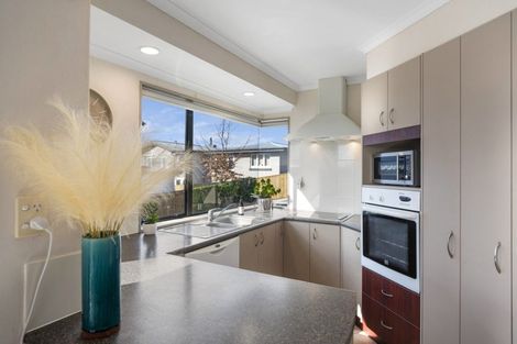 Photo of property in 17b Hilltop Road, Parkvale, Tauranga, 3112