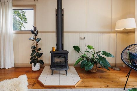 Photo of property in 765 Makerua Road, Tokomaru, Palmerston North, 4474