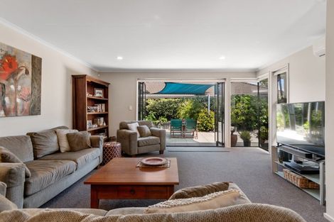 Photo of property in 1 Kakapo Place, Pyes Pa, Tauranga, 3112