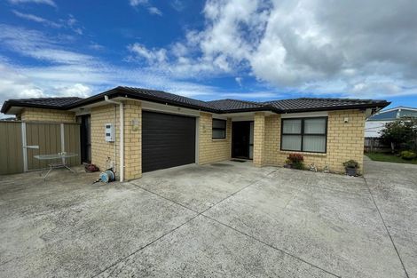 Photo of property in 8a Tawa Crescent, Manurewa, Auckland, 2102