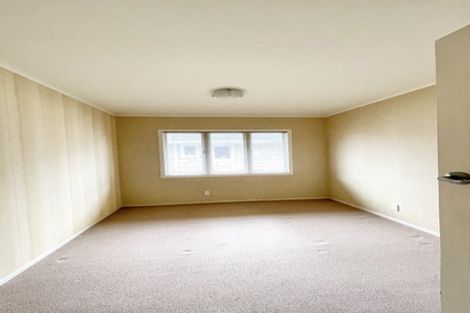 Photo of property in 13 Edwards Avenue, Henderson, Auckland, 0610