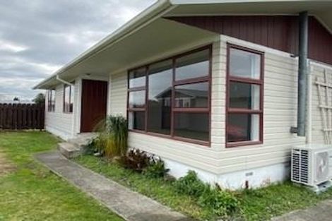 Photo of property in 13 Katherine Place, Melville, Hamilton, 3206