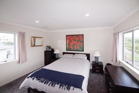 Photo of property in 10 Didsbury Grove, Churton Park, Wellington, 6037