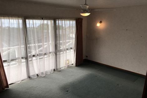 Photo of property in 18a Gledstane Road, Stanmore Bay, Whangaparaoa, 0932