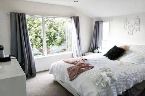 Photo of property in 47a Butley Drive, Farm Cove, Auckland, 2012