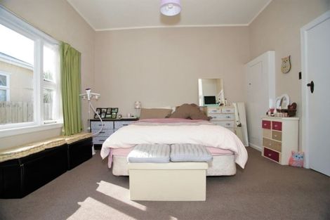 Photo of property in 2/13 Sullivan Avenue, Mangere Bridge, Auckland, 2022