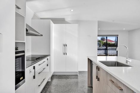 Photo of property in 8 Gladstone Street, Hawera, 4610