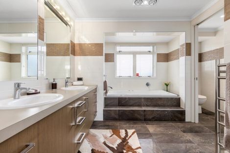 Photo of property in 1 Sanctuary Key, Papamoa Beach, Papamoa, 3118