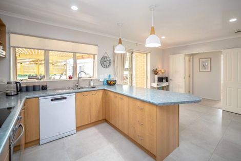 Photo of property in 20 Philip Street, Carterton, 5713