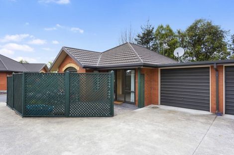 Photo of property in 17r Matawai Close, Rangiora, 7400