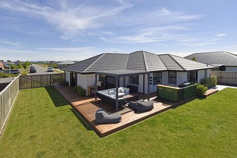 Photo of property in 74 Thornborough Drive, Rolleston, 7615