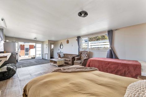 Photo of property in 29 Whakapaki Street, Urenui, 4375