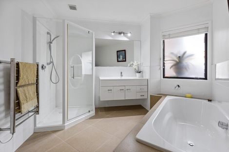 Photo of property in 48 Santa Cruz Drive, Papamoa Beach, Papamoa, 3118