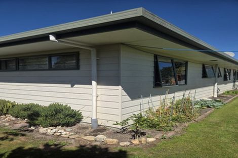 Photo of property in 2/75 Mclauchlan Street, Springlands, Blenheim, 7201