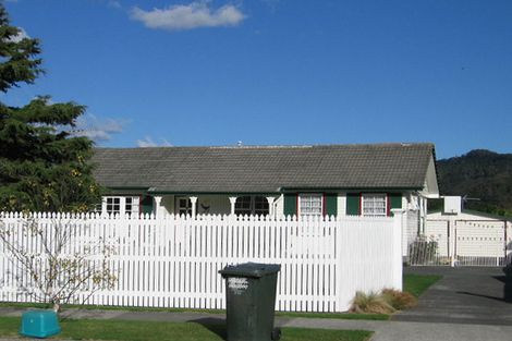 Photo of property in 4 Mataura Grove, Wainuiomata, Lower Hutt, 5014