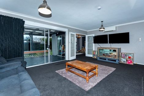 Photo of property in 20 Greenock Street, Redwood, Christchurch, 8051