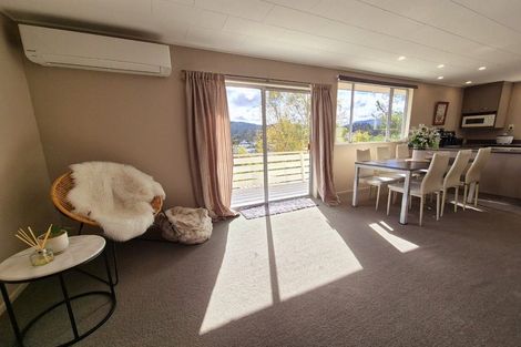 Photo of property in 22b Hillside Drive, Maoribank, Upper Hutt, 5018