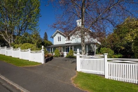 Photo of property in 214 Collingwood Street, Nelson South, Nelson, 7010