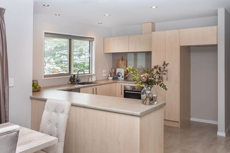 Photo of property in 10 Saint Davids Street, Lyttelton, 8082