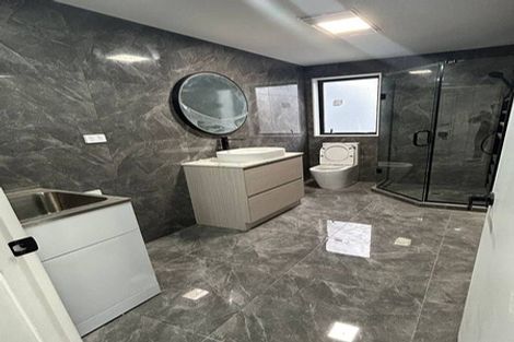 Photo of property in 41b Gracechurch Drive, Flat Bush, Auckland, 2016