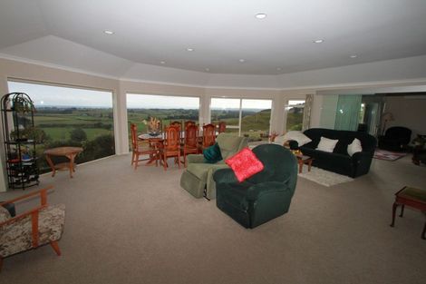 Photo of property in 113 Stockman Road, Tikorangi, Waitara, 4383