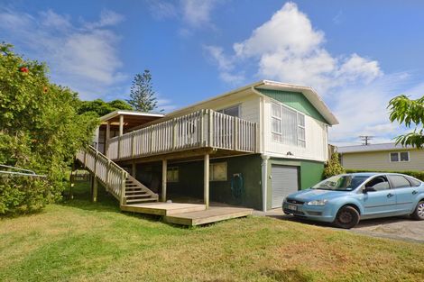 Photo of property in 68 King Street, Hikurangi, 0114