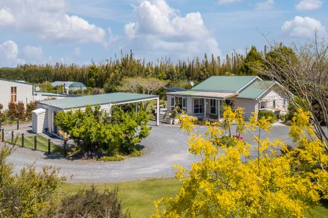 Photo of property in 158 Omaha Flats Road, Tawharanui Peninsula, Warkworth, 0986