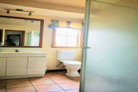 Photo of property in 1/16 Glanworth Place, Dannemora, Auckland, 2016