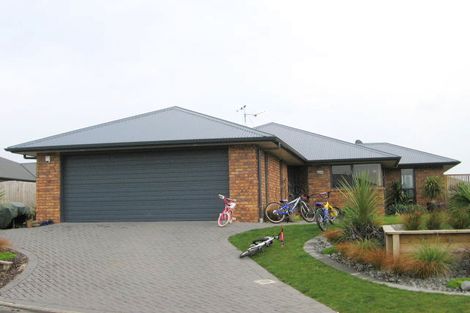 Photo of property in 6 Henley Court, Huntington, Hamilton, 3210